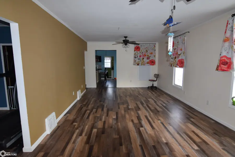 414 S Jackson Avenue, Eagle Grove, IA 50533 - Image #3
