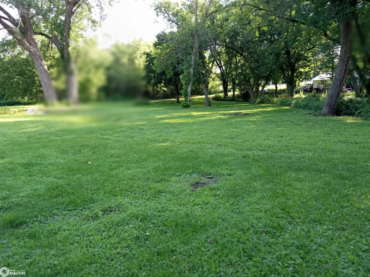 215 2nd Street W, Crystal Lake, IA 50432 - Image #1