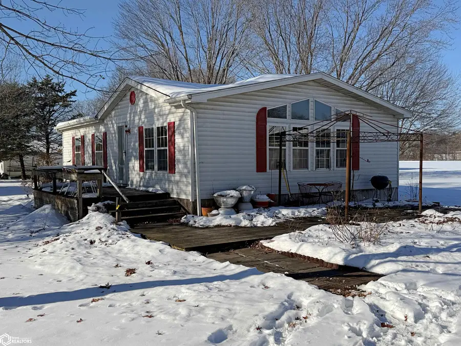 2377 257th Street, Montrose, IA 52639 - Image #2