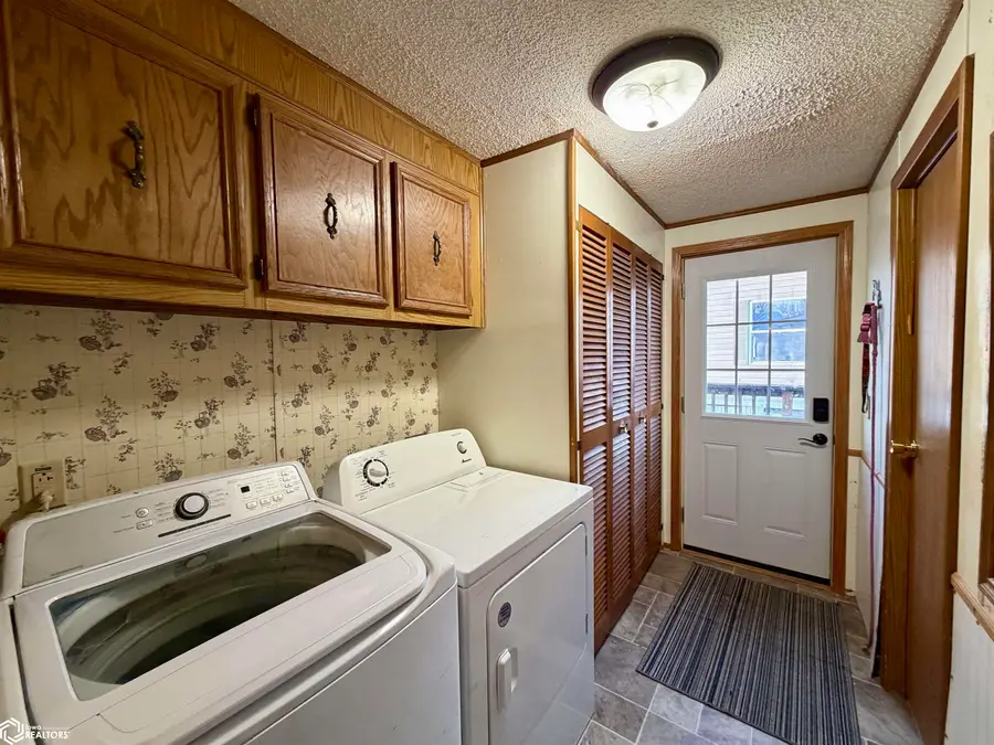 400 N Clinton Street, Albia, IA 52531 - Image #3