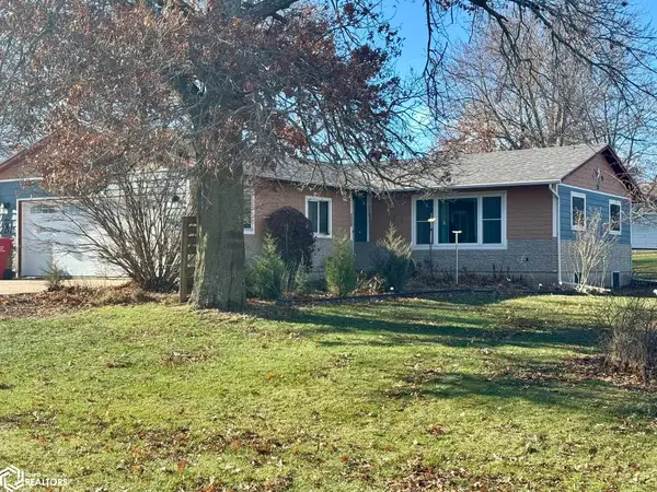 508 E Smith Street, Russell, IA 50238