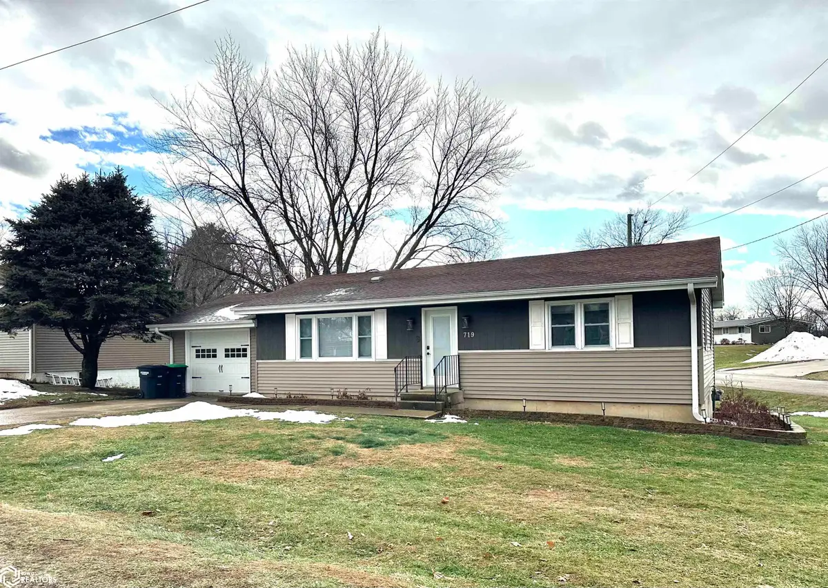 719 Dodge Street, Keosauqua, IA 52565 - Image #1