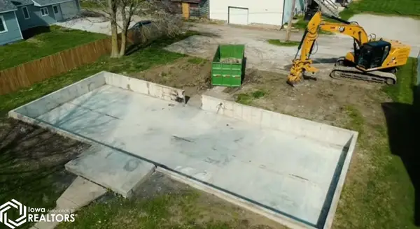 542 S Central Avenue, Burlington, IA 52601