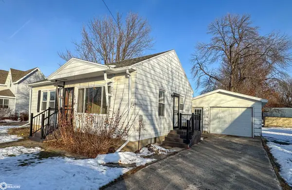 316 Park Street, Sheffield, IA 50475