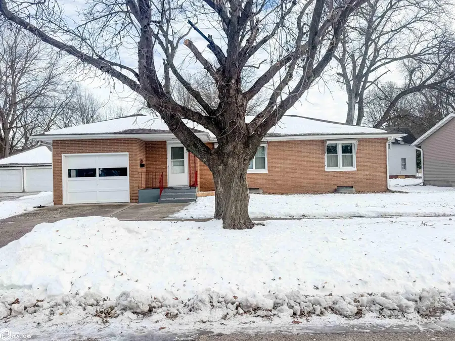 208 5th Avenue Ne, Belmond, IA 50421 - Image #2