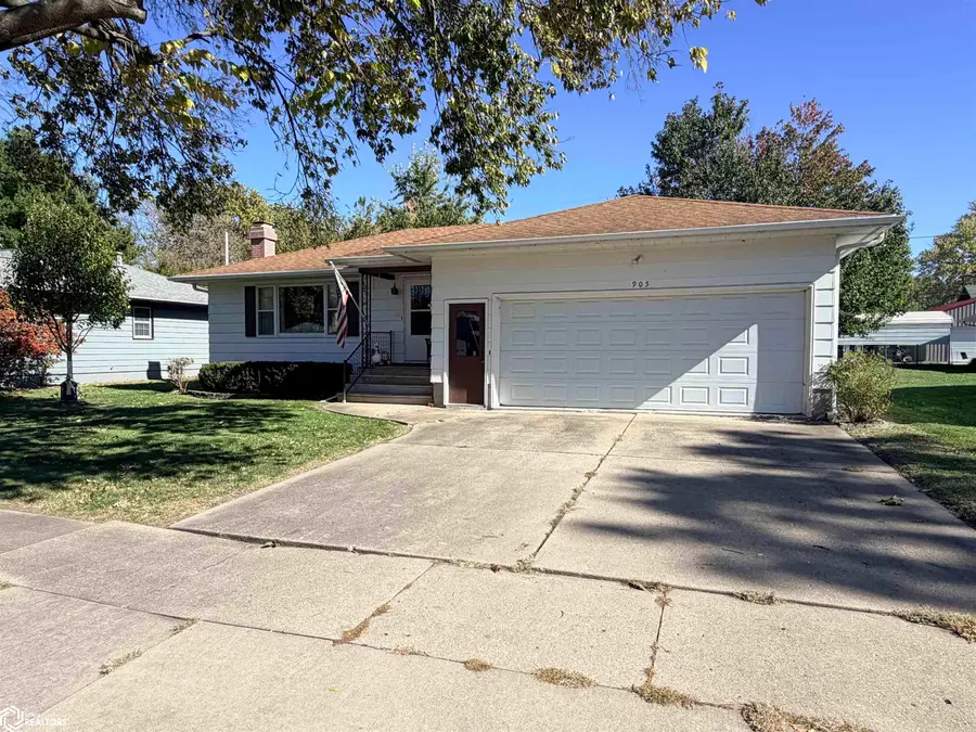 905 S 5th Street, Fairfield, IA 52556 - Image #2