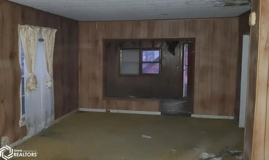 208 S Adams Street, Kellerton, IA 50133 - Image #2