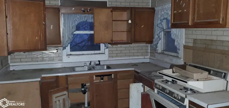 208 S Adams Street, Kellerton, IA 50133 - Image #3