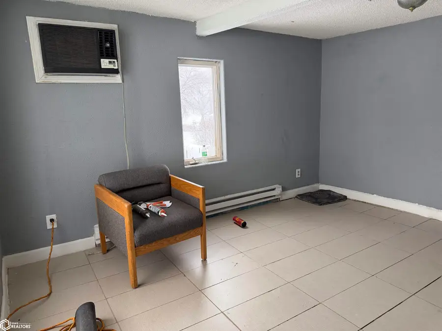 401 Kane Street, Deloit, IA 51441 - Image #2