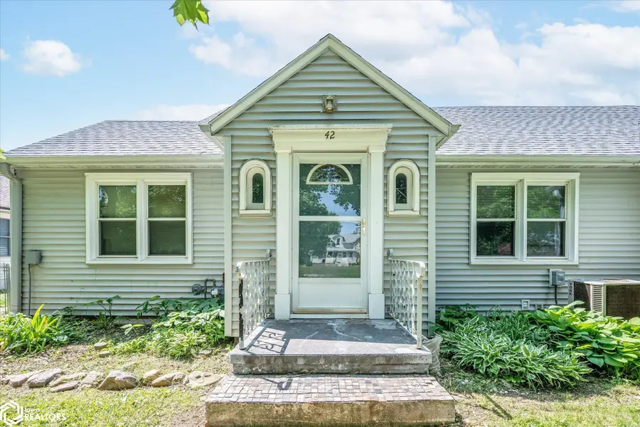 42 6th Street, Woodbine, IA 51579 - #3