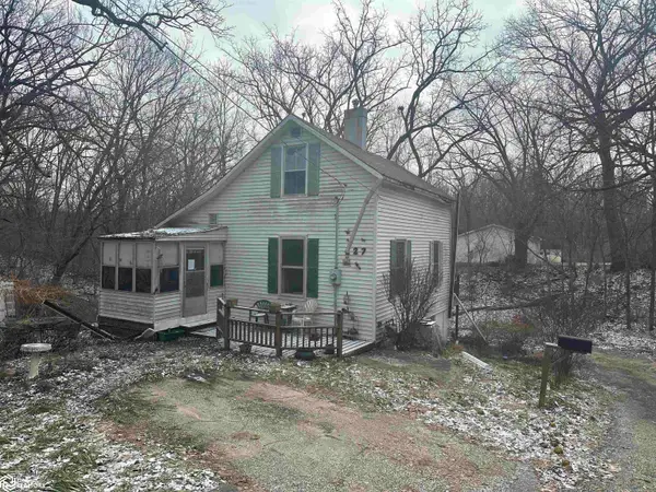 227 Grant Street, Burlington, IA 52601