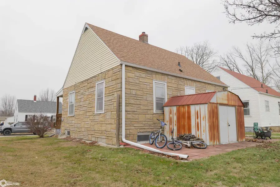 526 Leffler Street, West Burlington, IA 52655 - Image #3