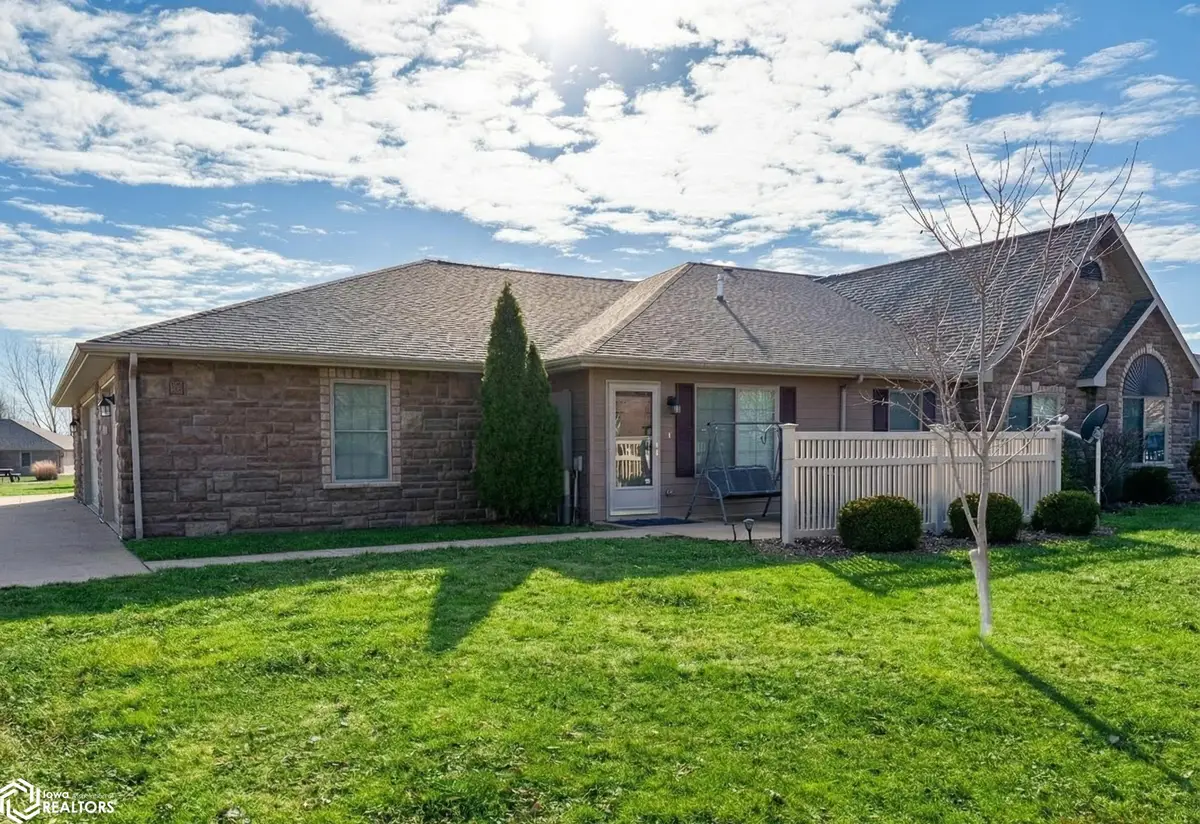 4922 Grand View Lane, Fort Madison, IA 52627 - Image #1