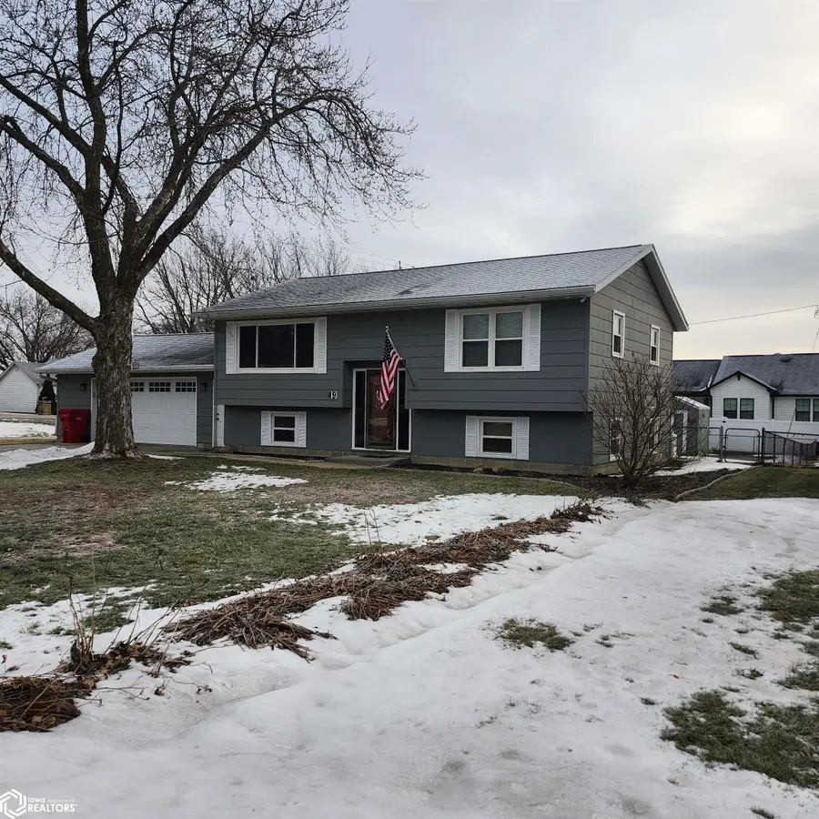 49 5th St Se, Badger, IA 50516 - Image #2