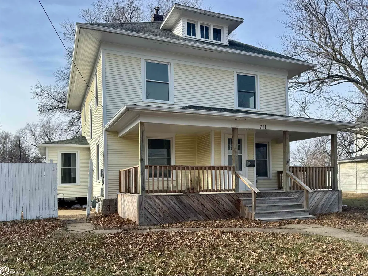 711 S 8th Street, Chariton, IA 50049 - Image #1