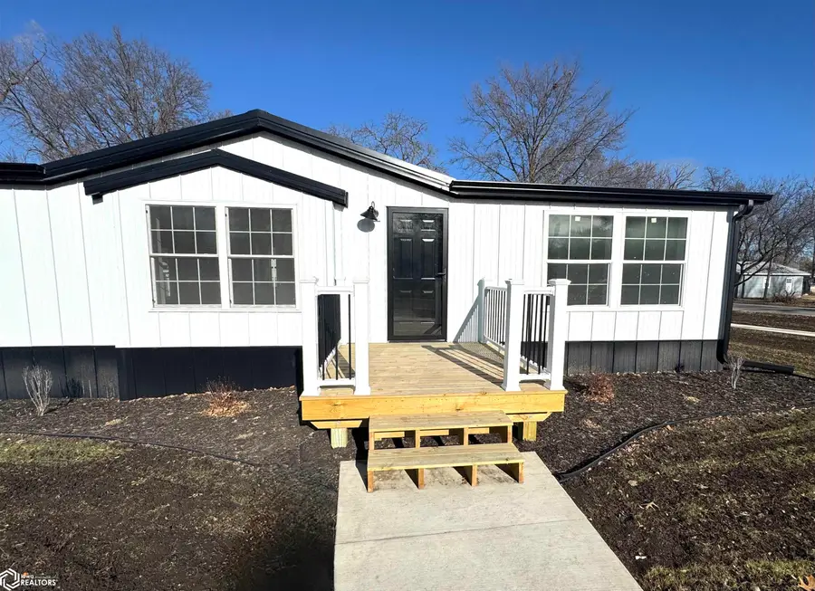 601 W Irving St Street, Creston, IA 50801 - Image #3