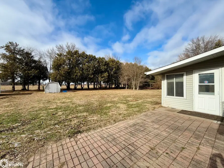 108 Roy El Road, Wapello, IA 52653 - Image #3