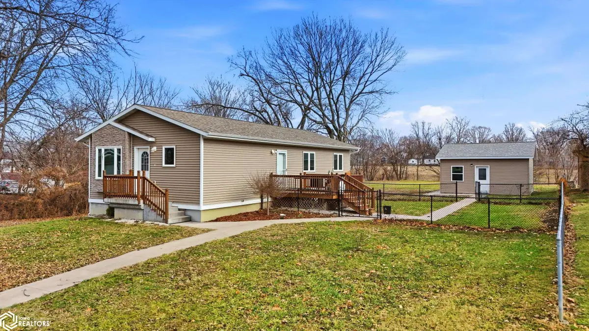 314 West Burlington Avenue, West Burlington, IA 52655 - Image #1
