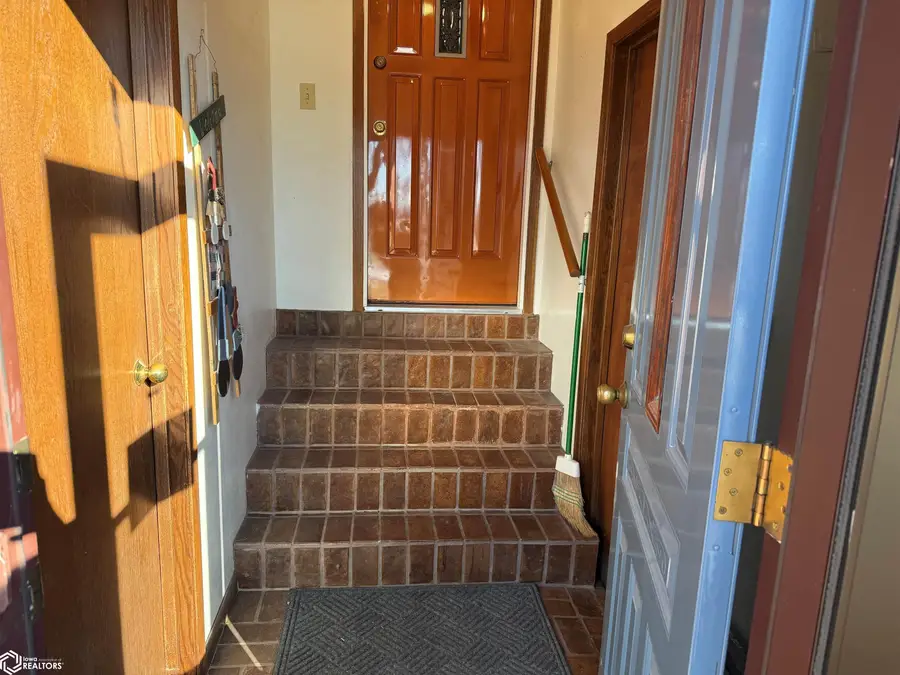 302 N 5th Street, Lanesboro, IA 51451 - Image #3