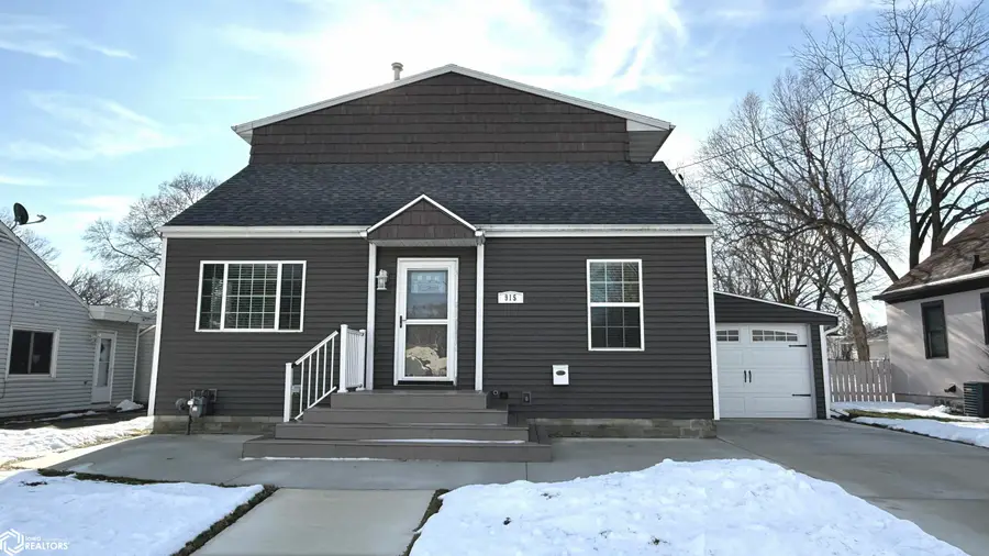 915 9th Street Ne, Mason City, IA 50401 - Image #2