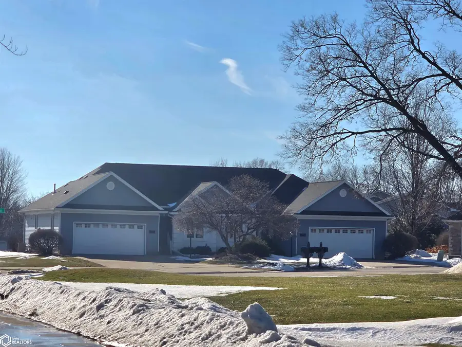 3245 Pinnacle Court, Mason City, IA 50401 - Image #2