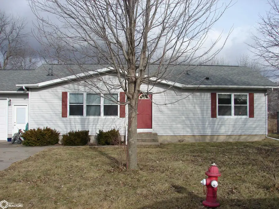 4 Jacara Dr., Mediapolis, IA 52637 - Image #2