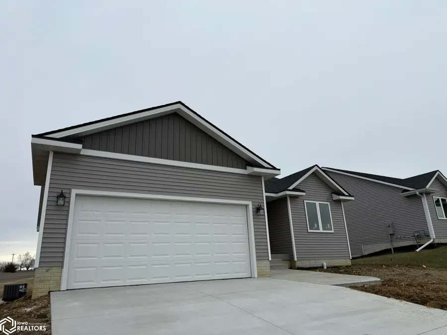 425 N Westview, Osceola, IA 50213 - Image #2