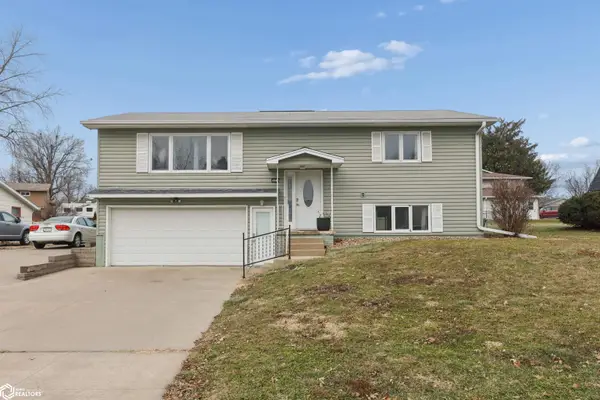 806 Henry Drive, Marshalltown, IA 50158