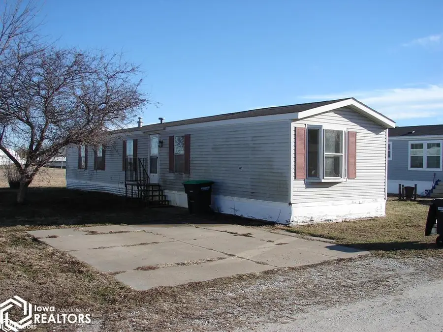 507 E Railroad St. Street, Wayland, IA 52654 - Image #3
