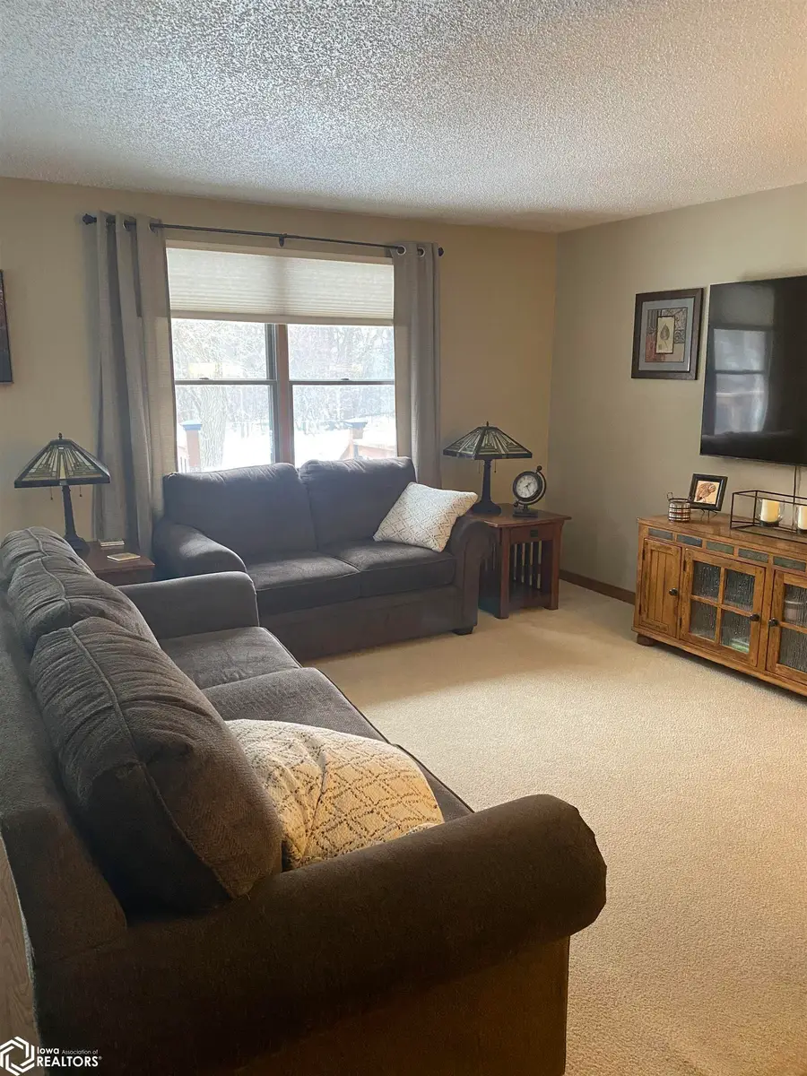 1131 15th Street Ne, Mason City, IA 50401 - Image #3