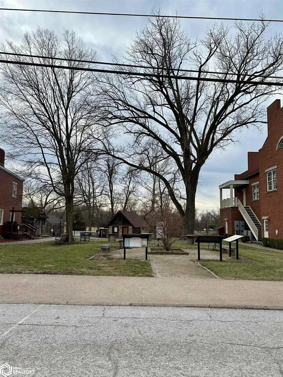 1210 Mulholland Street, Nauvoo, IL 62354 - Image #3