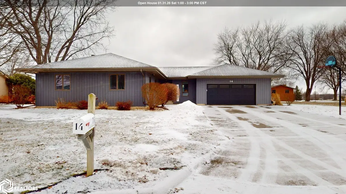 14 Charlestown Sq, Mason City, IA 50401 - Image #1