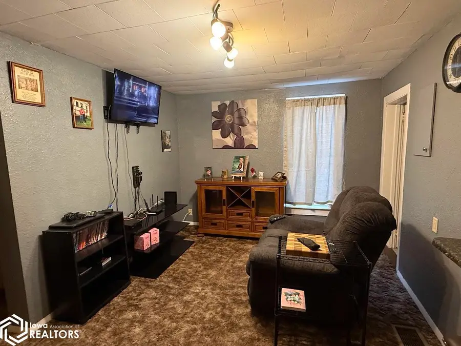 409 3rd Street Nw, Hampton, IA 50441 - Image #3