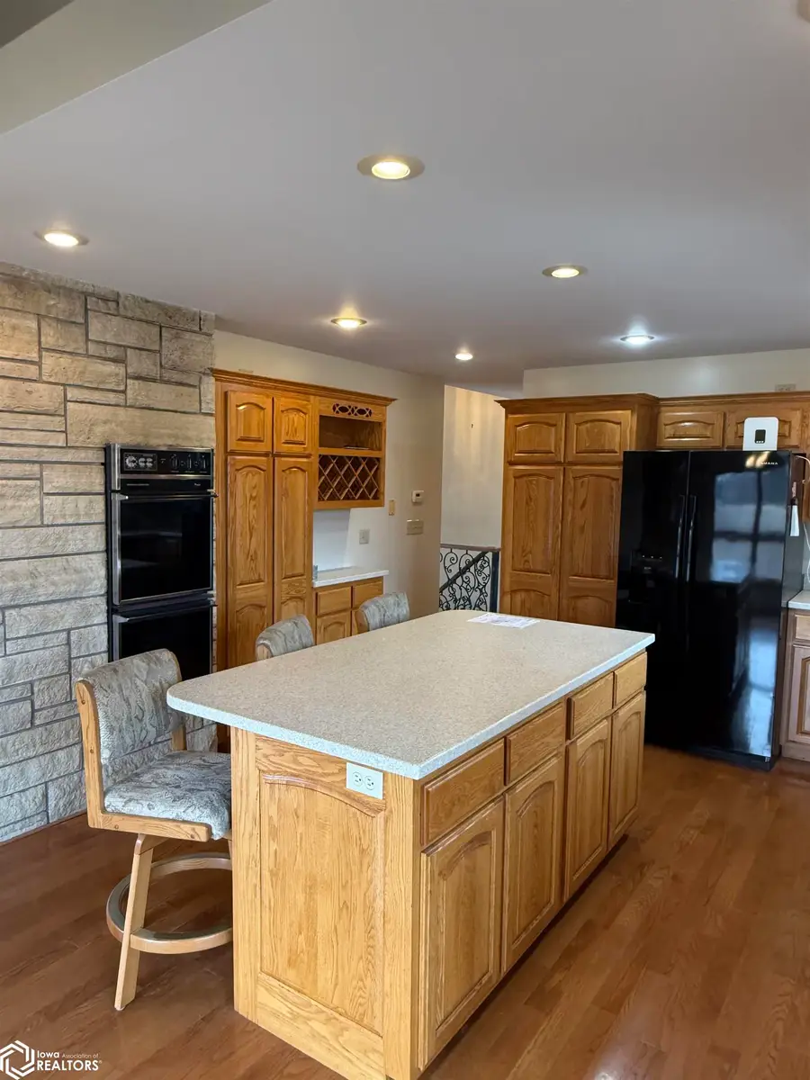 700 Blackhawk Street, Burlington, IA 52601 - Image #3