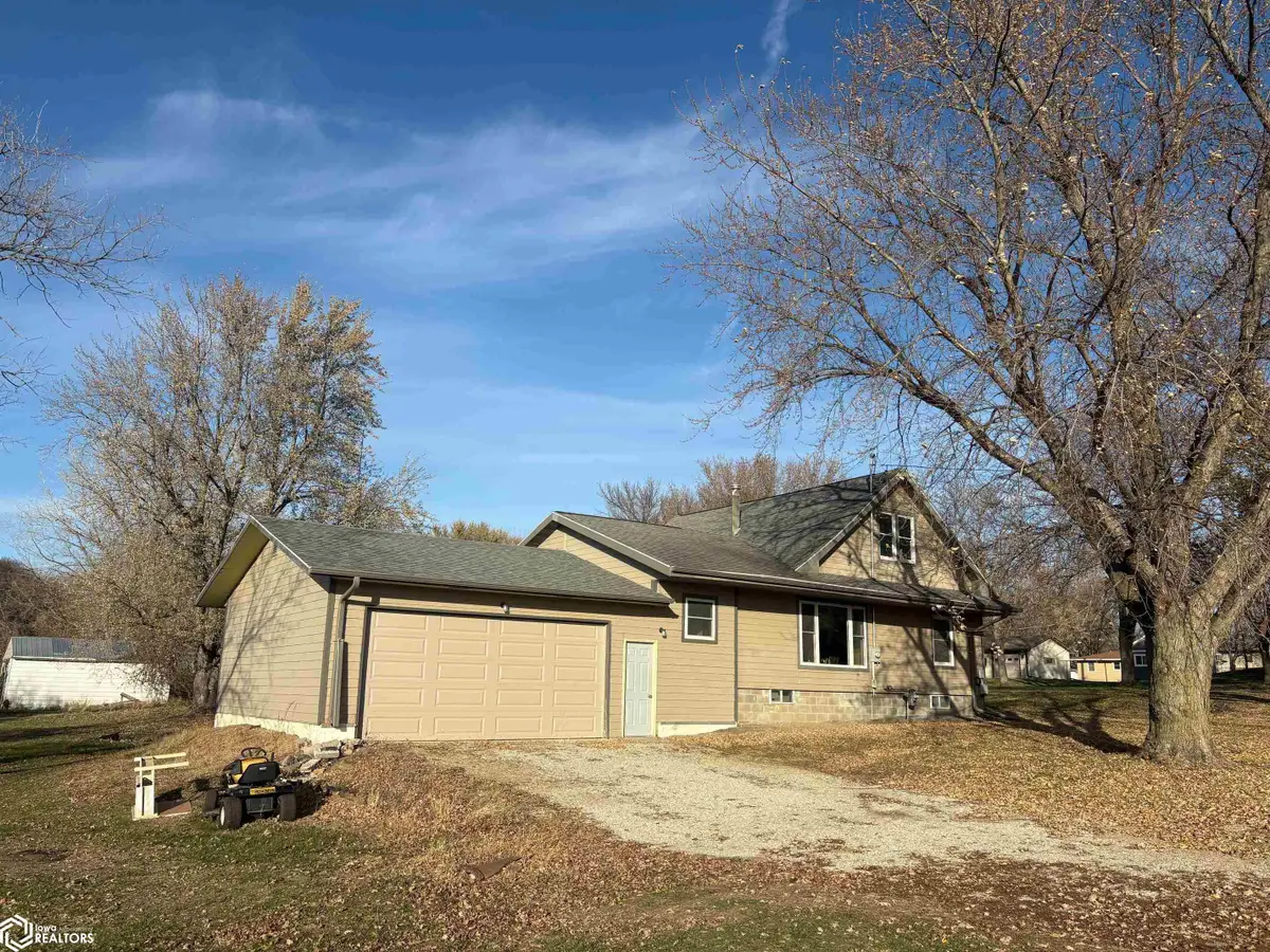2209 Lawler Street, Emmetsburg, IA 50536 - Image #1