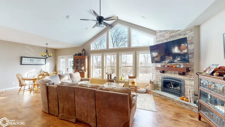 2750 Indigo Ave, Marble Rock, IA 50653 - Image #2