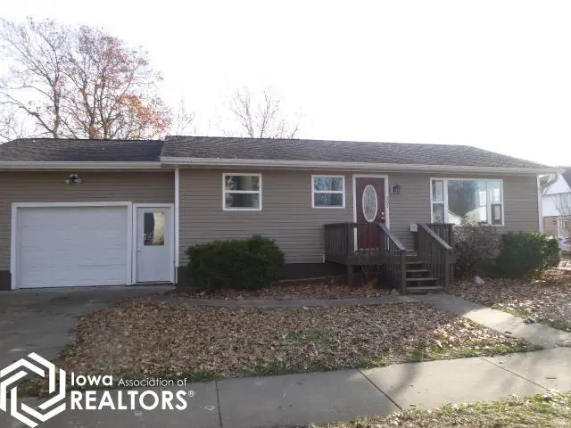 302 N Madison Street, Bloomfield, IA 52537 - Image #2