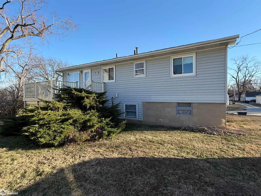 610 Walnut Street, Burlington, IA 52601 - Image #2