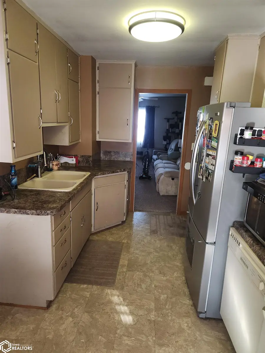1010 E Mcgregor, Algona, IA 50511 - Image #3