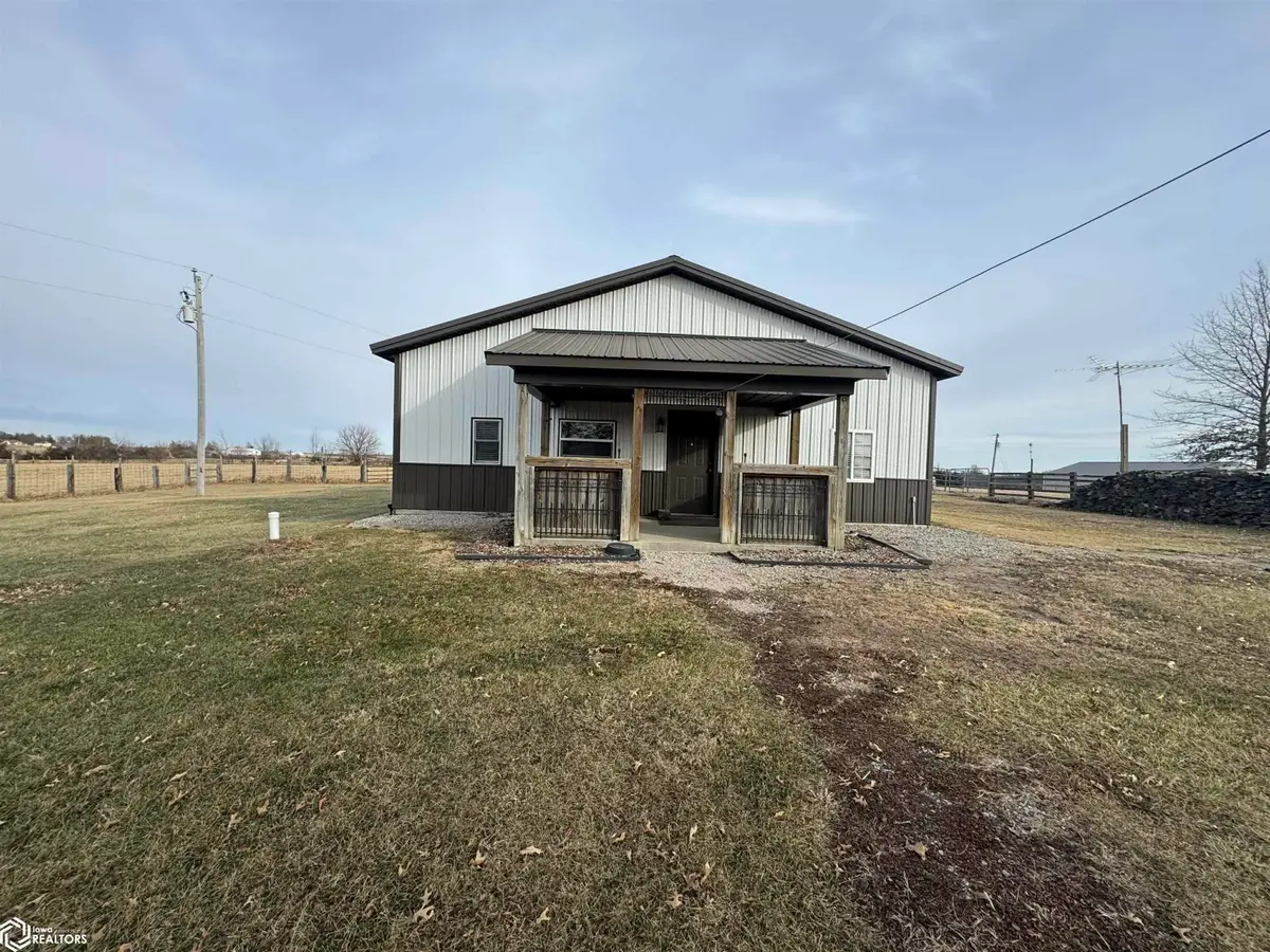 28432 203rd Avenue, Cincinnati, IA 52549 - Image #1