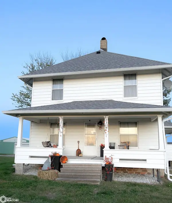 27048 500th Street, Chariton, IA 50049