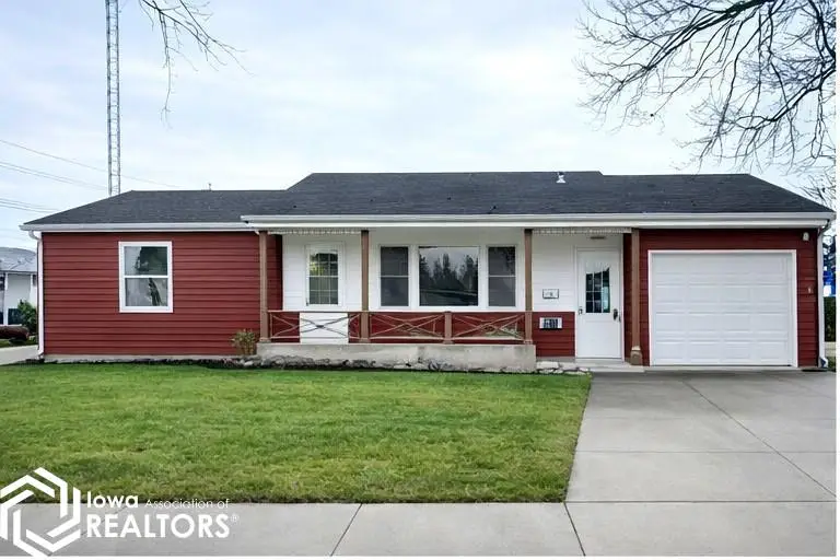 516 N G Street, Oskaloosa, IA 52577 - #1