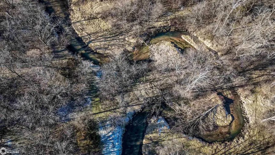 2327 Jefferson Road, Manchester, IA 52057 - Image #2