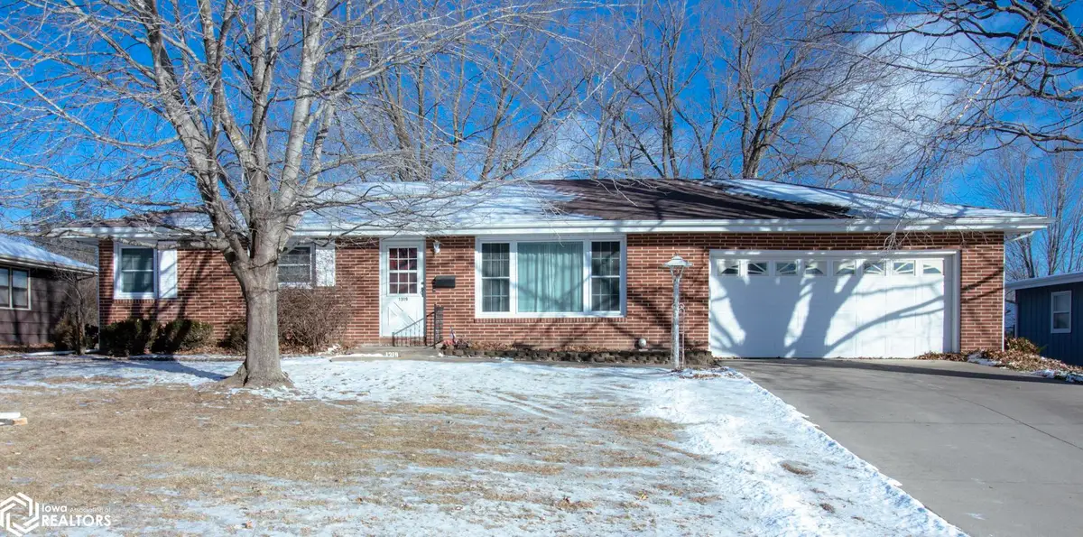 1319 Glenwood Avenue, Ottumwa, IA 52501 - Image #1