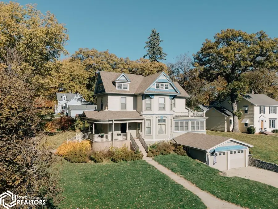 202 E Thomas Street, Avoca, IA 51521 - #2