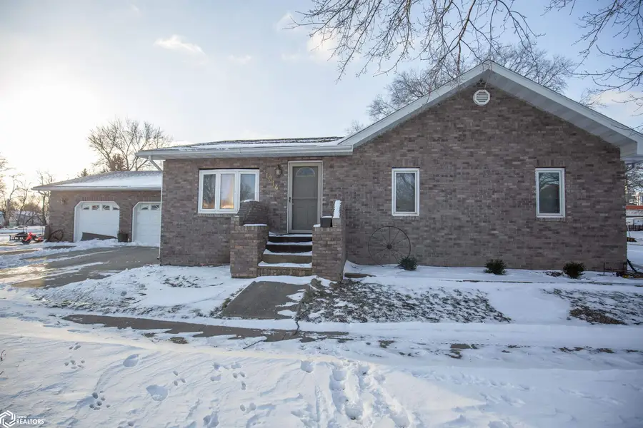 1014 E Call St, Algona, IA 50511 - Image #2