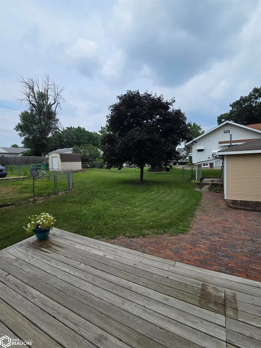 927 W Montgomery Street, Creston, IA 50801 - Image #2