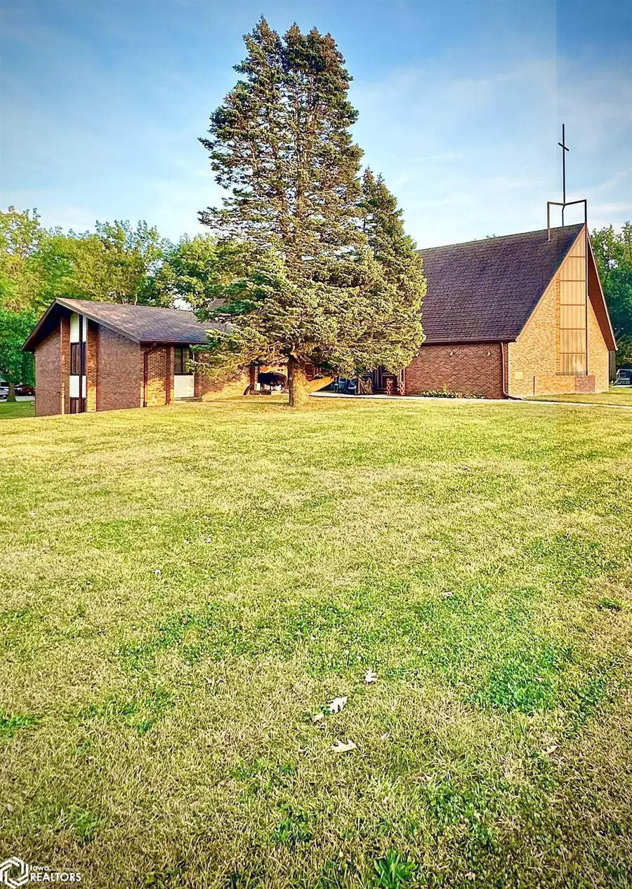 409 S Park Lane Dr, Knoxville, IA 50138 - #2