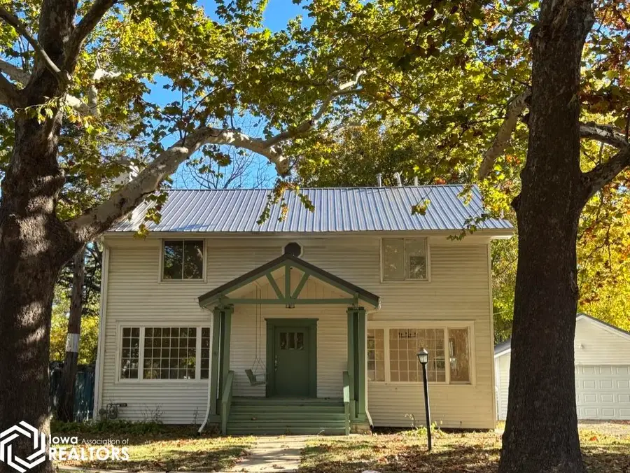 203 Highland Street, Fairfield, IA 52556 - #2