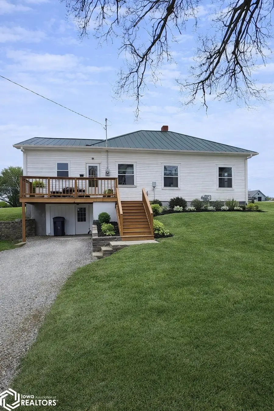 906 SE Q Street, Leon, IA 50144 - #2